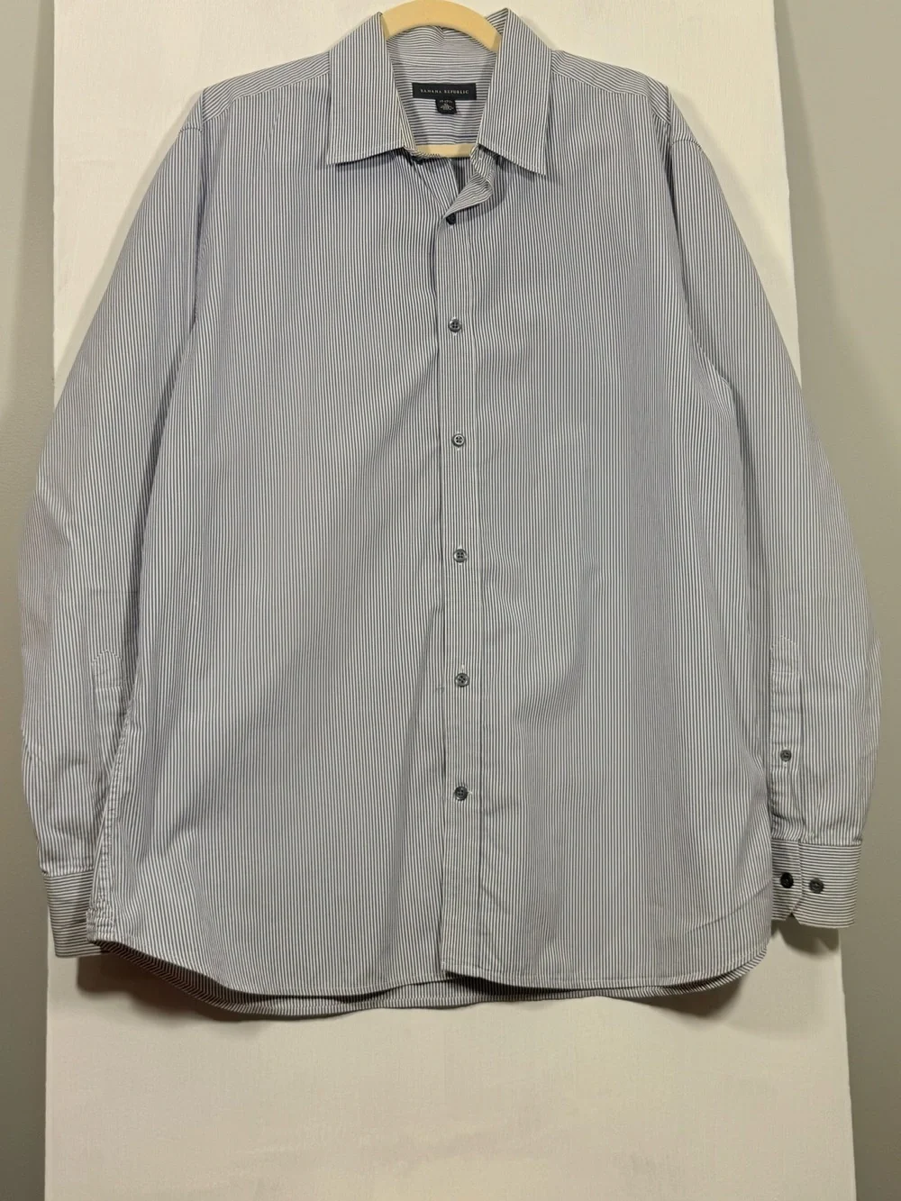 Banana Republic Light Blue and White Pinstripe Men's Dress Shirt
